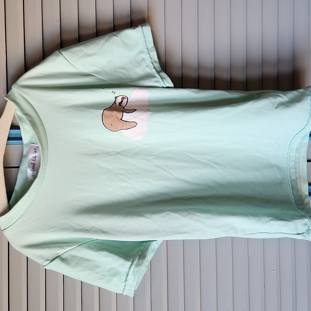 Weekend Edition Sloth Pajama Set โ Womenโs XS - Picture 3 of 12